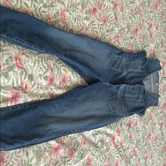 ♥️ NEW Guess JumpSuit - Picture 4 of 8